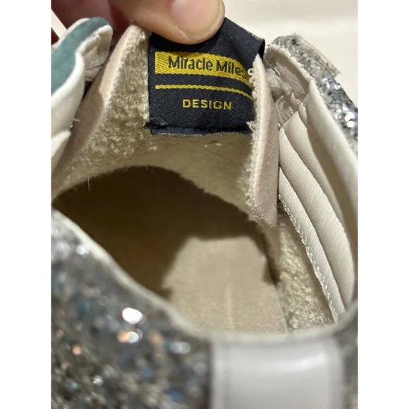 Women's Miracle Miles Sneakers Size 7 Green Silver Glitter High Top - Picture 5 of 8